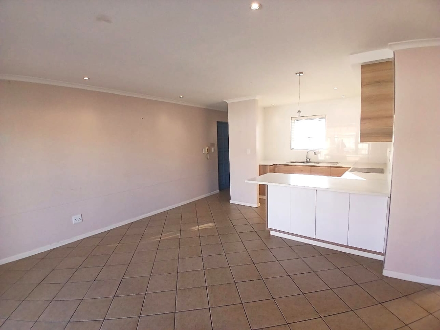 To Let 2 Bedroom Property for Rent in Whispering Pines Western Cape